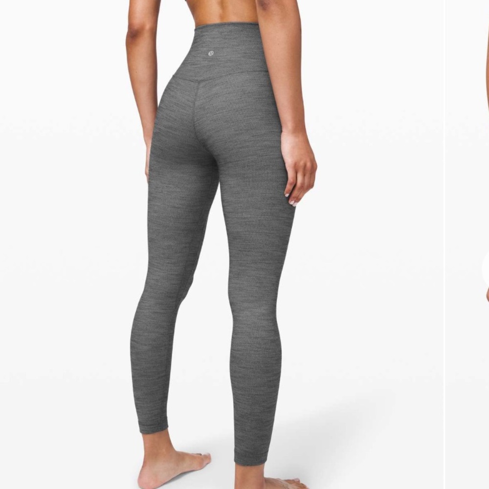 Lululemon Align Pant II 25"
Mini Heathered Herringbone Heathered Black White